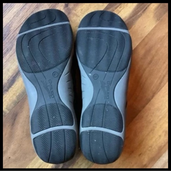 Dansko Size 41W(10.5-11) Henriette black leather/ nylon shoes - Picture 9 of 11